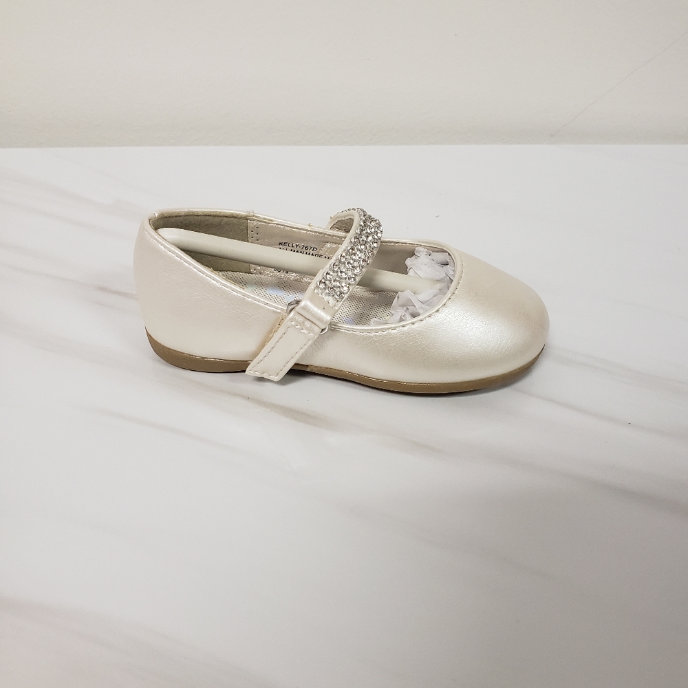 Ivory Rinestone Flats for Baby Girl